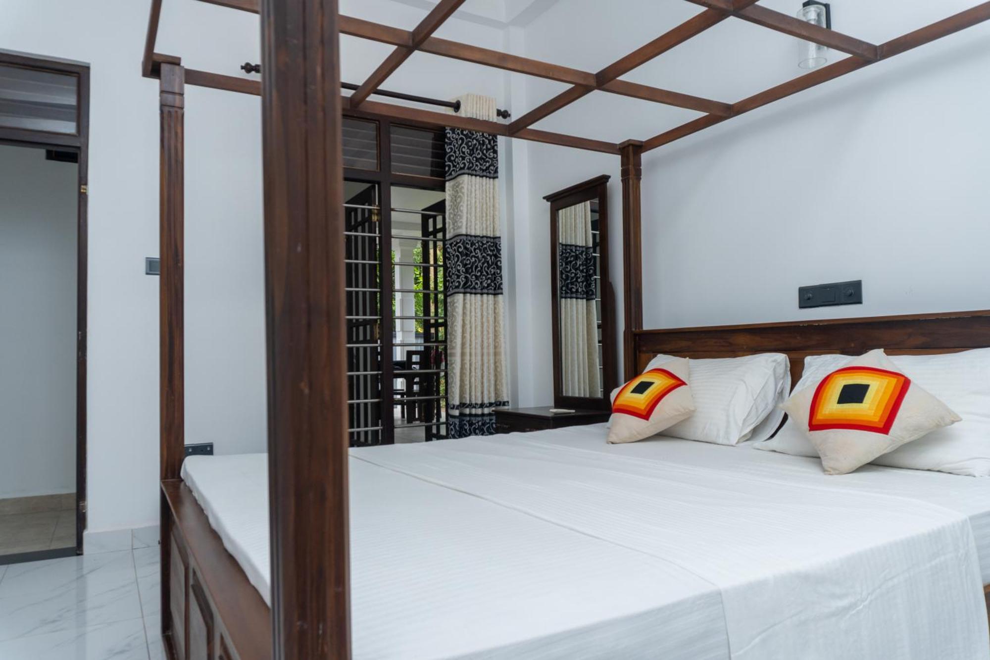 Blue Heaven Villa Ahangama Bagian luar foto