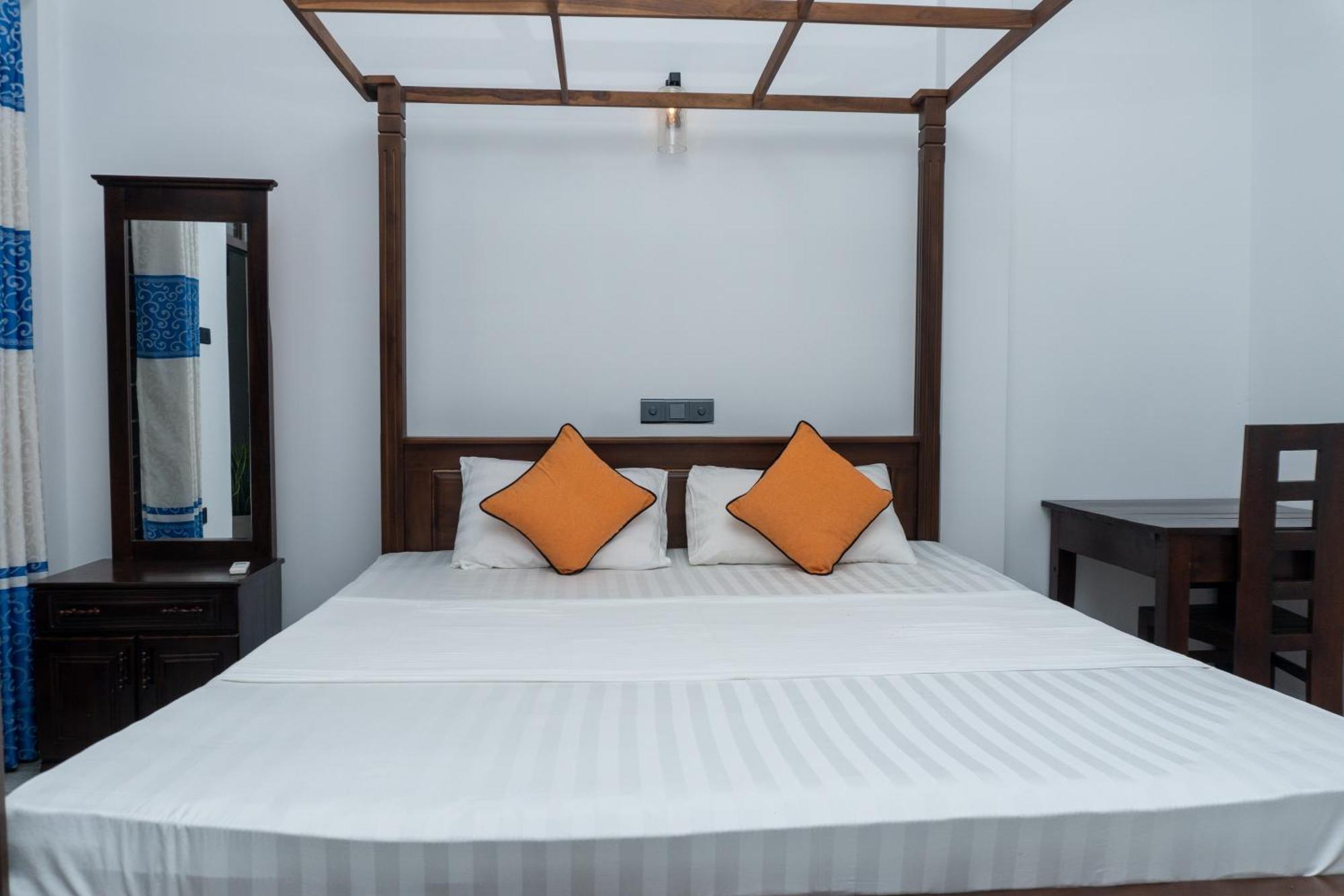 Blue Heaven Villa Ahangama Bagian luar foto