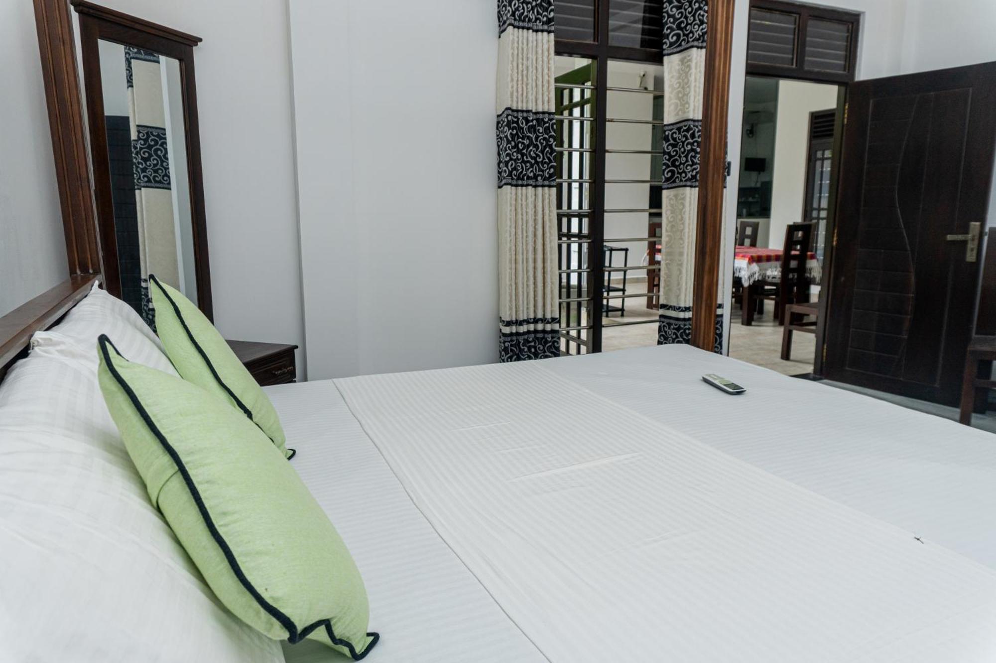 Blue Heaven Villa Ahangama Bagian luar foto